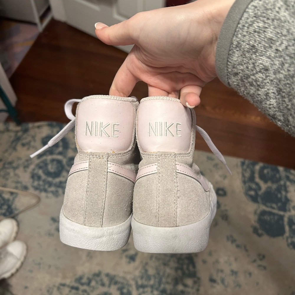 Size 6y but fits like a size women’s 7